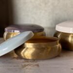 CAJITA ANASTASIA VIOLETA